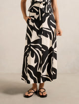 Darcy Printed Seamed Skirt Black Nusa Co-Ord Forever New