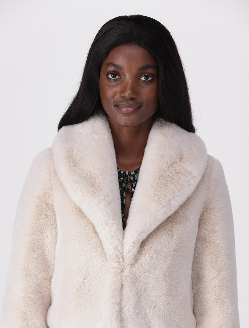 Amelia Cropped Fur Coat Forever New