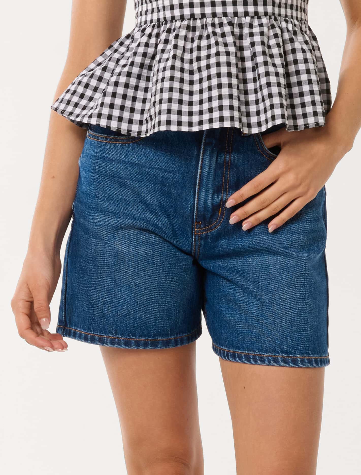 Talya High Rise Shorts Springfontein | Forever New