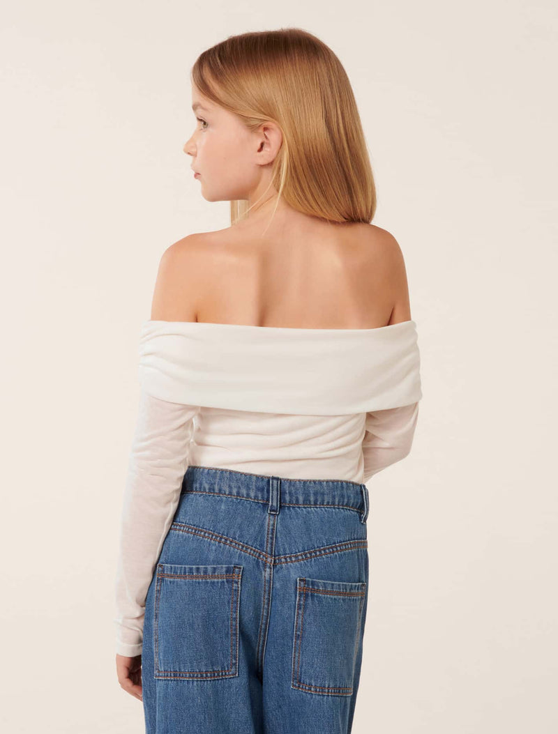 Cassidy Teen Off Shoulder T-Shirt Forever New