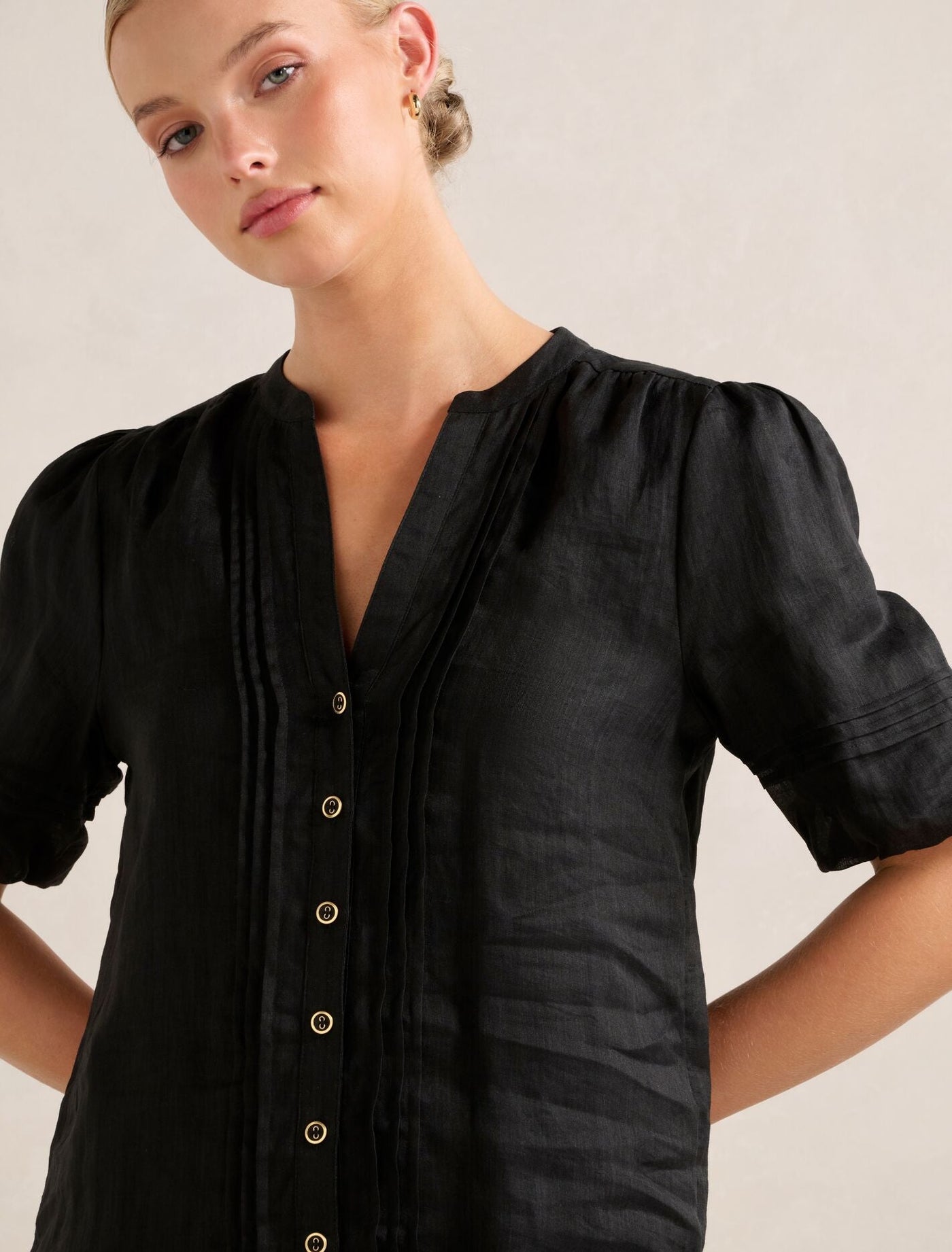 【foufou】classical pintuck blouse（新品・未使用） foufou】classical pintuck blouse（新品・未使用）