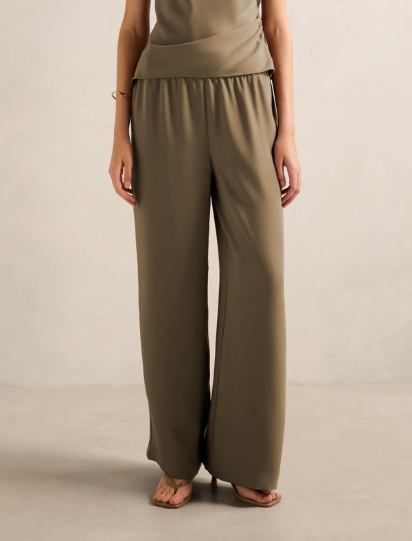 Evelyn Elastic Wide Leg Pants Soft Pebble Set Forever New