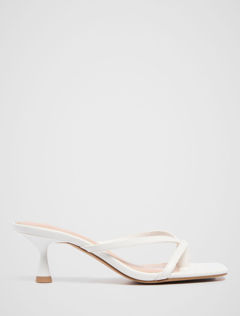 Tammy Toe Thong Heeled Sandal Nude Forever New