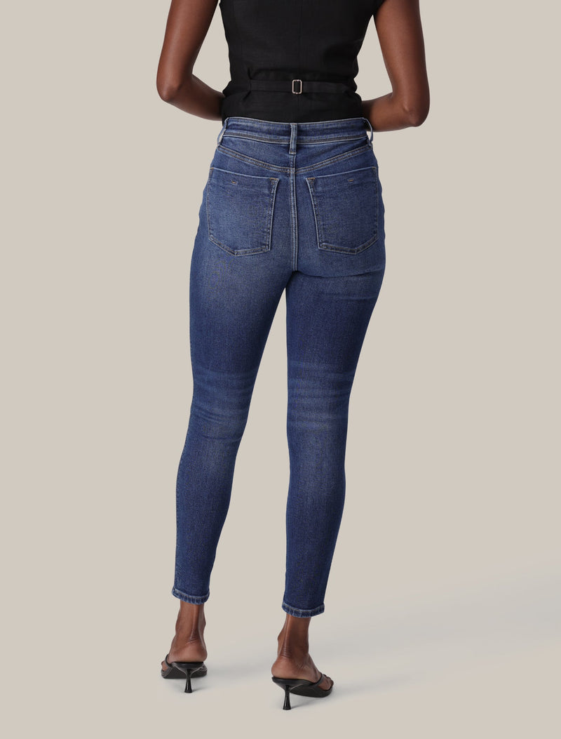 Hayley High-Rise Sculpt Jeans Forever New