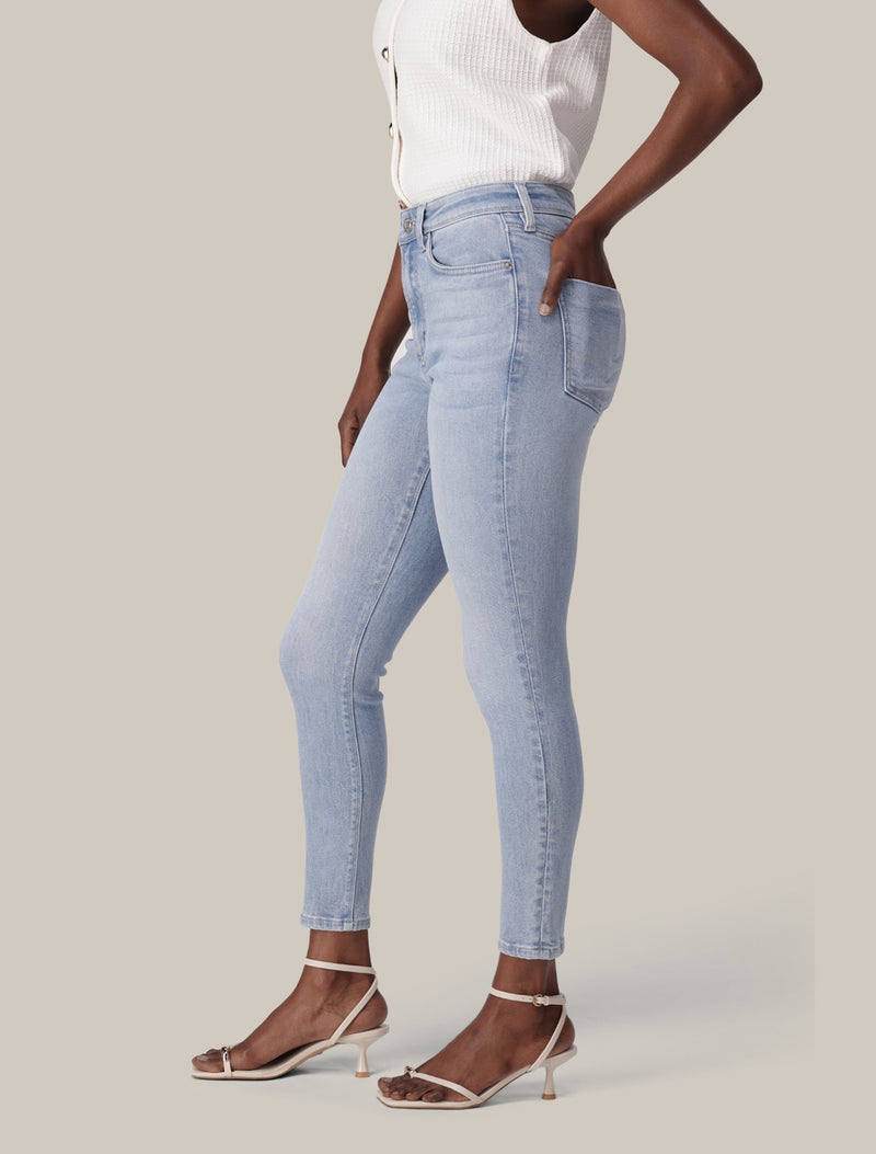Nala Mid-Rise Skinny Jeans Forever New
