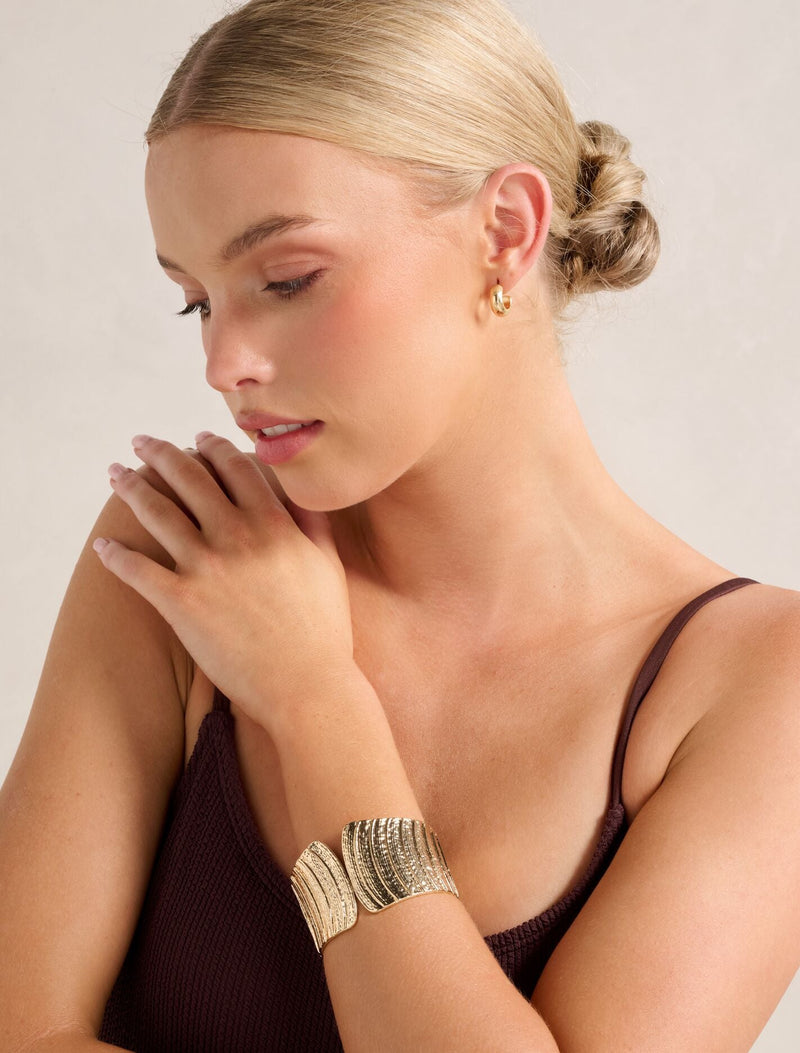 Signature Lillian Shell Cuff Bangle Forever New