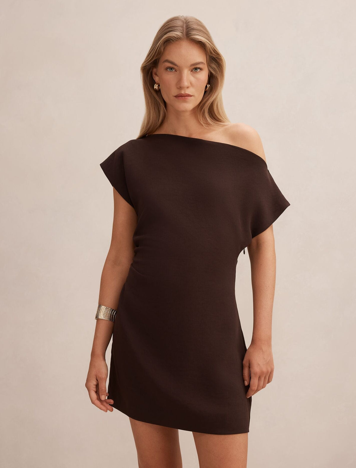 Forever New Dresses | Shop Our Women's Dress Range Online Forever New Dresses | Shop Our Women's Dress Range Online
