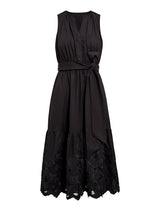 Dahlia Petite Embroidered Midi Dress Forever New