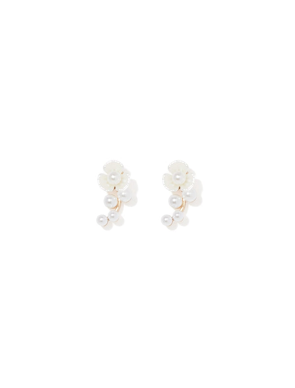 Thalia Pretty Pearl Bead Earrings Forever New