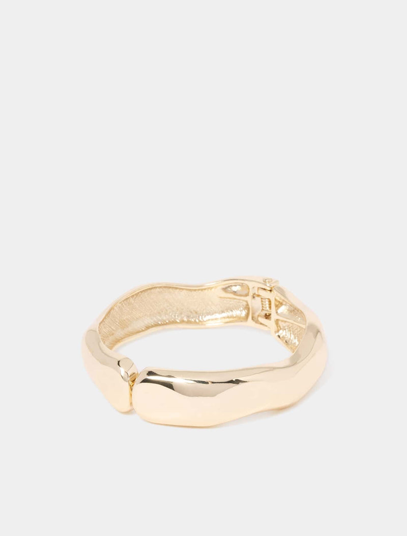Claire Curve Bangle 0 Gold Forever New