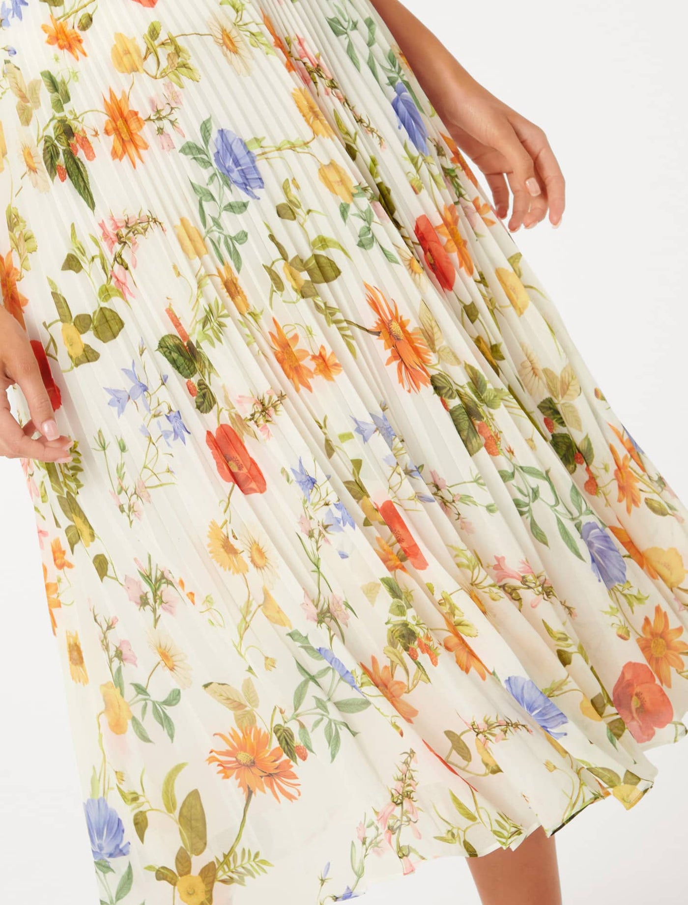 Aurora Pleated Skirt Hilden Floral | Forever New