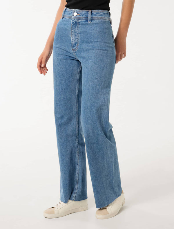 Lauren High Waisted Cropped Flare Jeans Forever New