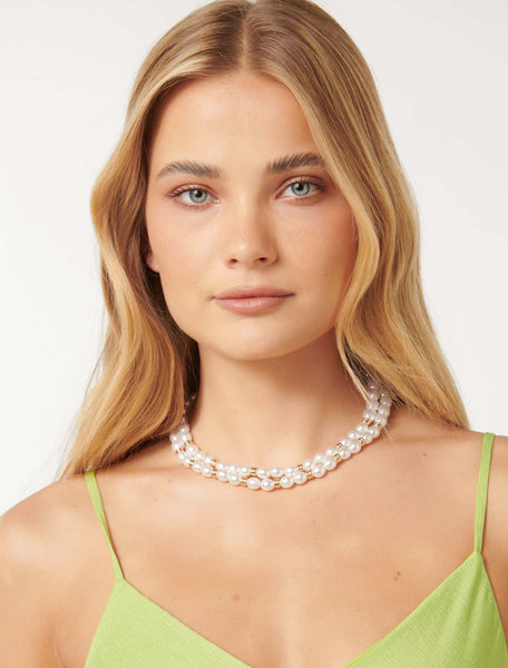 Signature Cora Choker Necklace Pearl/Gold | Forever New
