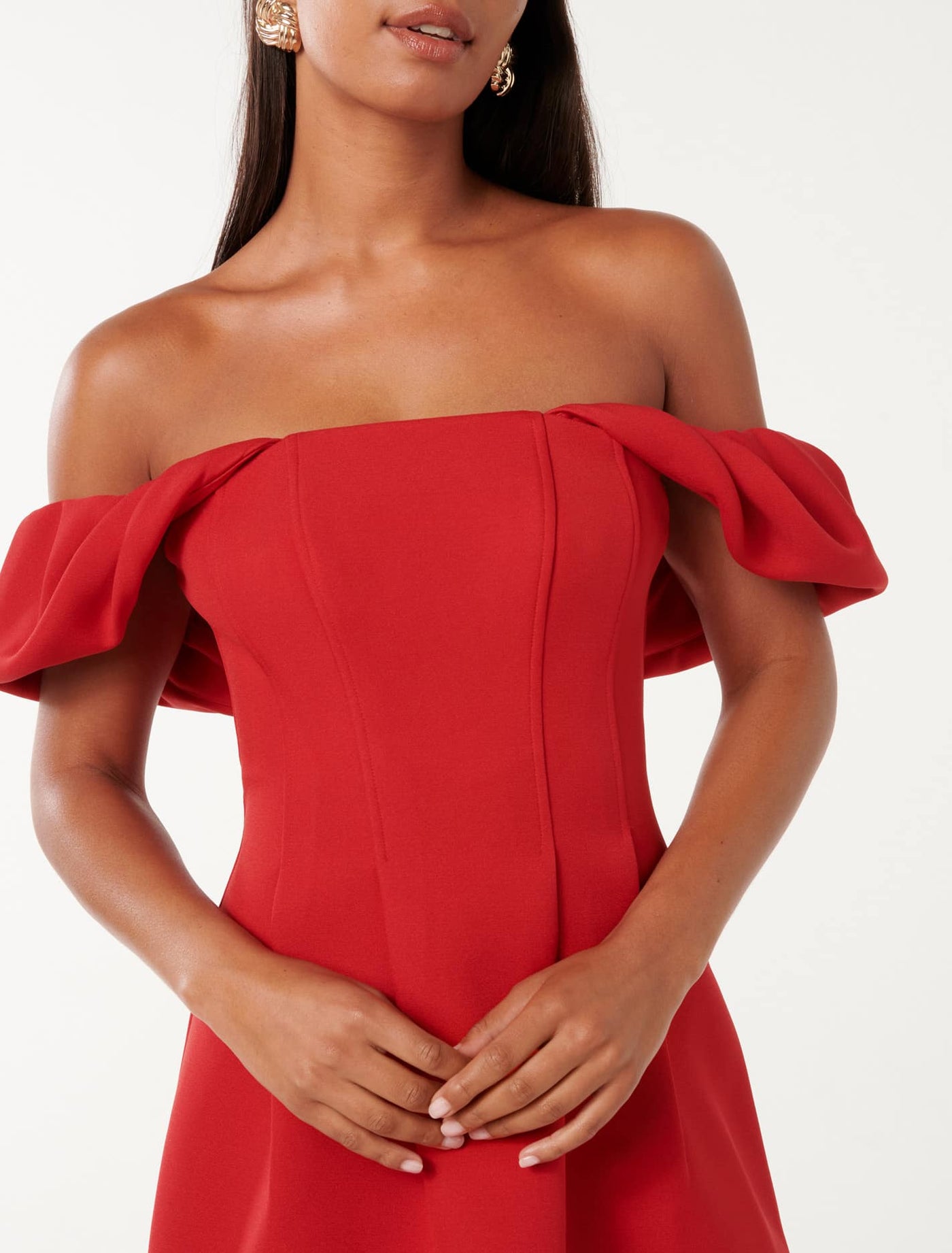 【INSTANTFUNK】24SS Off-the-shoulder flared mini dress INSTANTFUNK 24SS Part 1/4 ⠀ Off-the-shoulder tiered mini