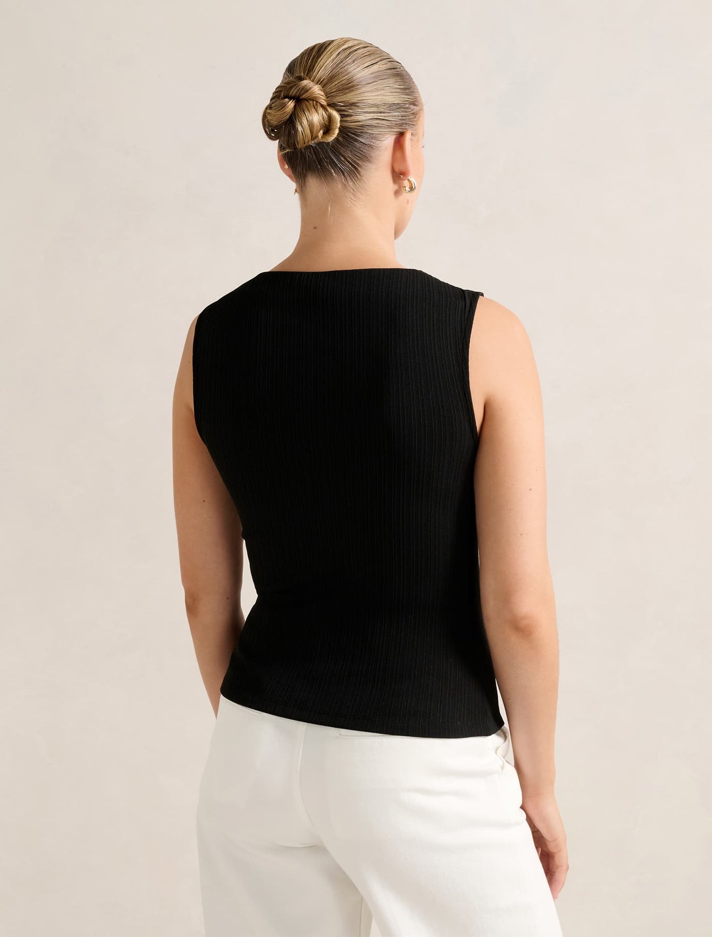 Frankie Boat Neck Tank Top Black | Forever New