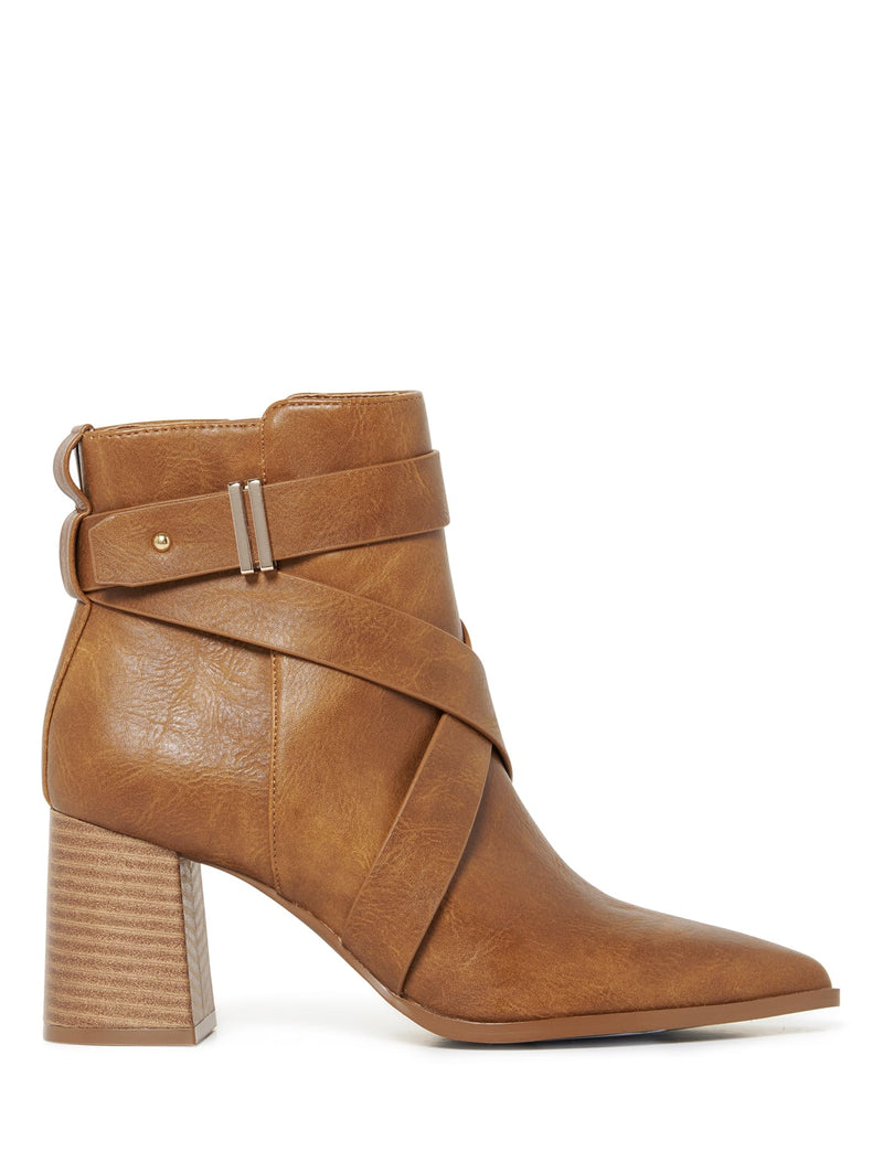 Tanya Hardware Ankle Boot - Forever New