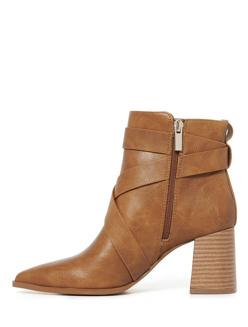 Tanya Hardware Ankle Boot - Forever New