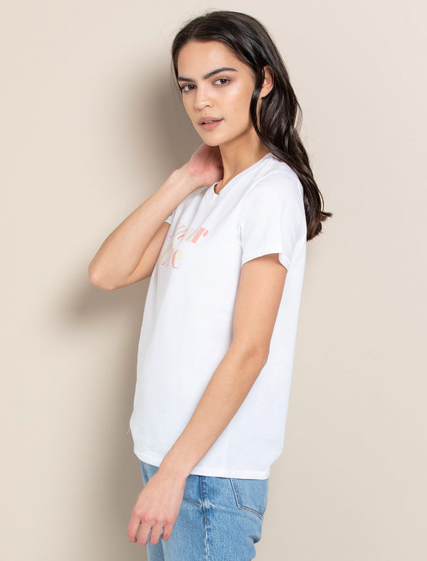 Amie Amour Libre Graphic Tee - Forever New