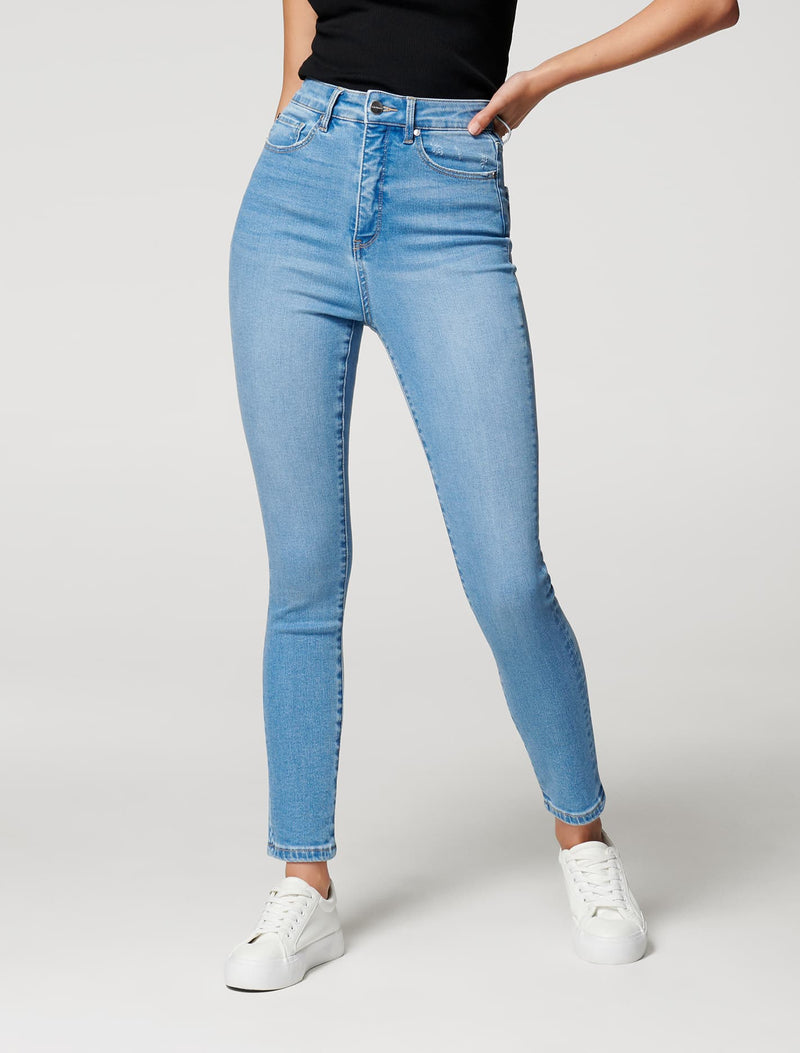 Olivia High Rise Sculpting Crop Jean - Forever New