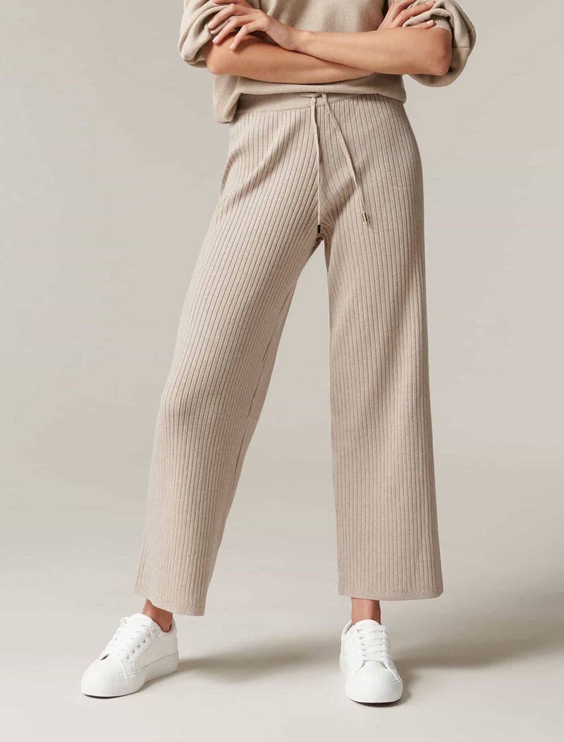 Lara Loungewear Wide Leg Knit Pant - Forever New