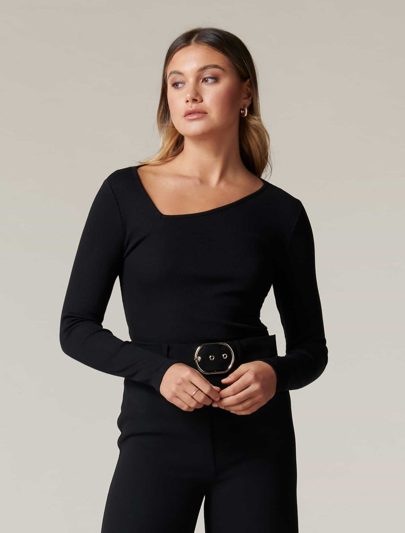 Leah Asymmetric Neck Top - Forever New