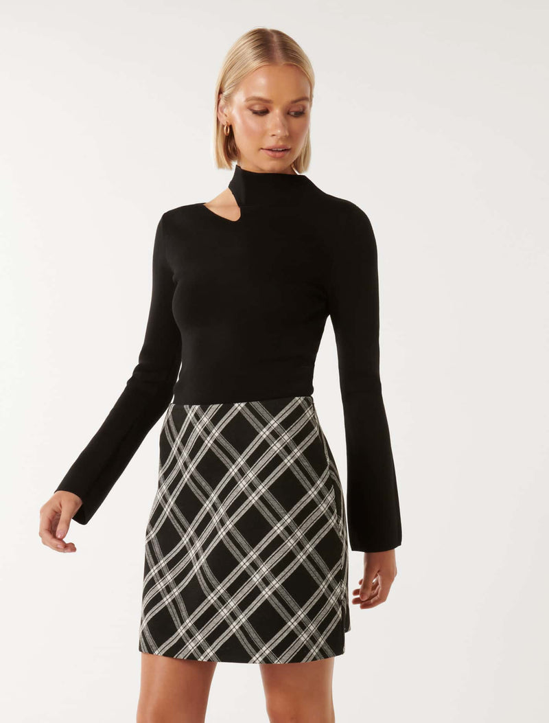Quinn Cut Out Shoulder Knit Top Forever New
